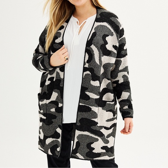 NWT - Women's Nine West Clean Collar
Coatigan Sweater Cardigan Camouflage 1X - Picture 1 of 6